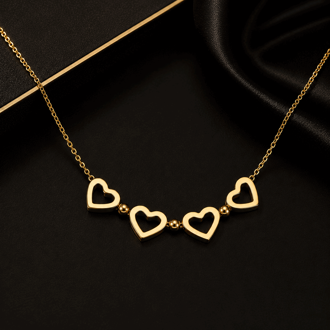 Collar Corazones Versátil