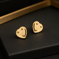 Aretes Corazón Love Dorados